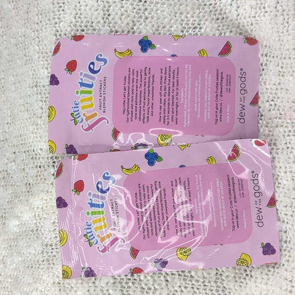 dew of the gods CUTIE FRUITIES Blemish Stickers, 2x 18 stickers - Picture 3 of 5